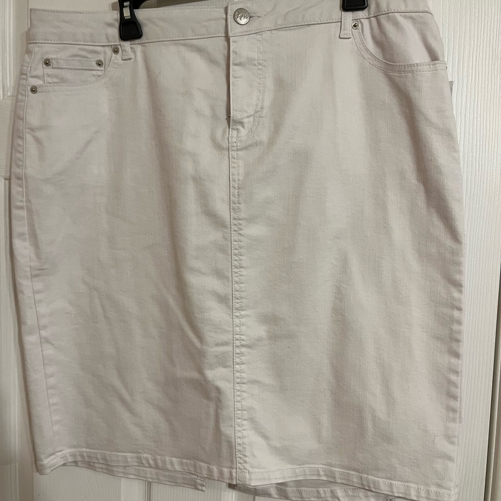 COPY - White denim skirt